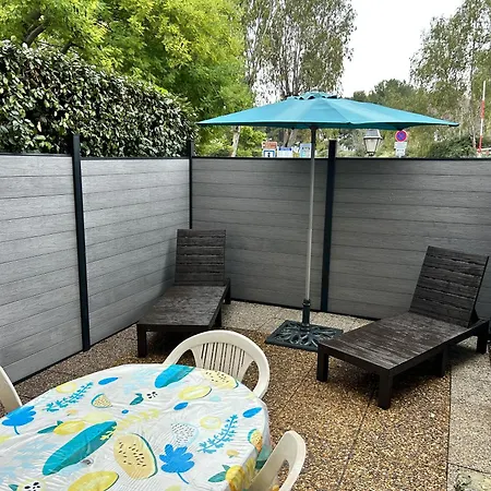 Climatisé Avec Jardin Et à 250m