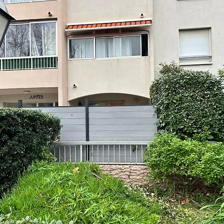 Climatisé Avec Jardin Et à 250m Appartement *