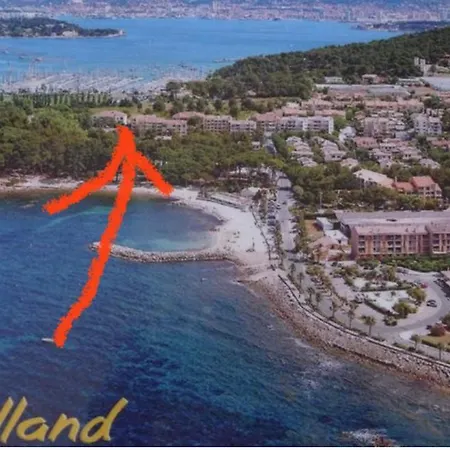 Climatise Avec Jardin Et A 250m شقة *