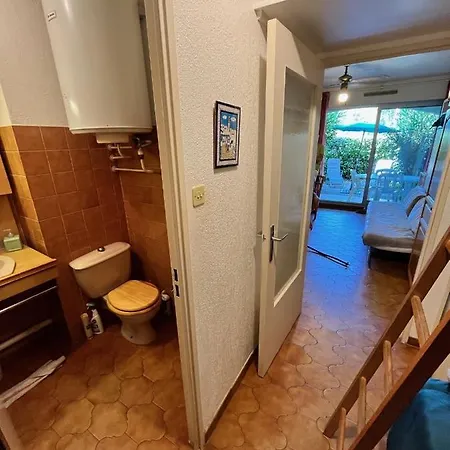 Climatise Avec Jardin Et A 250m Apartament