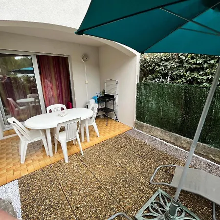 Apartment Climatise Avec Jardin Et A 250m