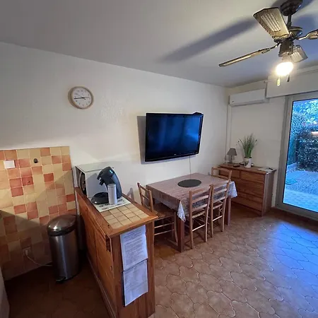 Climatise Avec Jardin Et A 250m Apartment Saint-Mandrier-sur-Mer